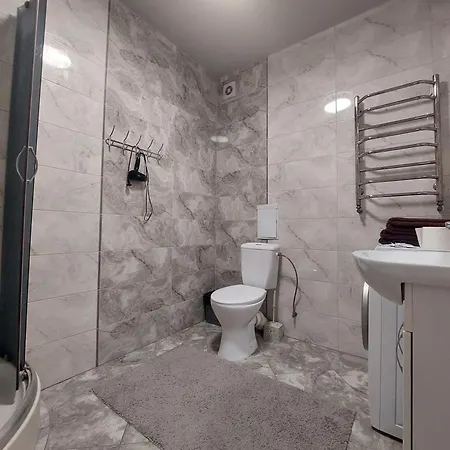 в новобудові в жк фамілія