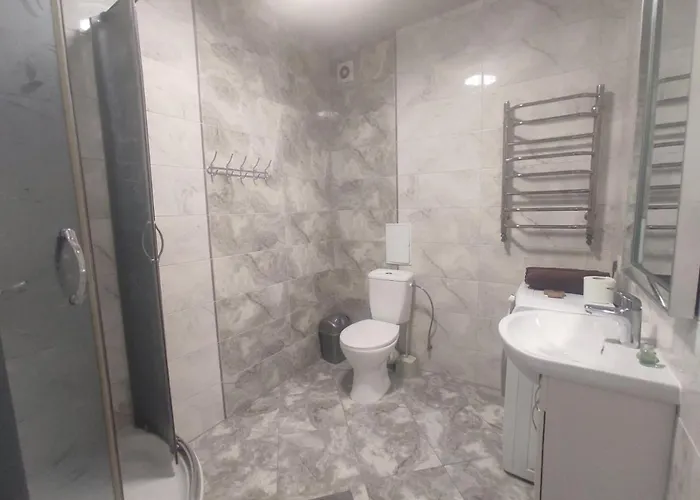 в новобудові в жк фамілія Apartamento *